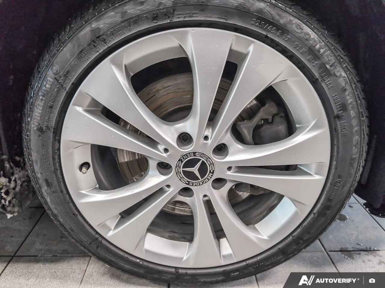 2019 Mercedes-Benz B-Class Sports Tourer B 250 4dr All-Wheel Drive 4MATIC Hatchback Photo