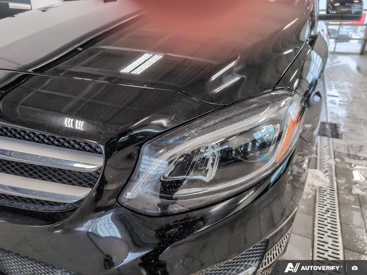 2019 Mercedes-Benz B-Class Sports Tourer B 250 4dr All-Wheel Drive 4MATIC Hatchback Photo