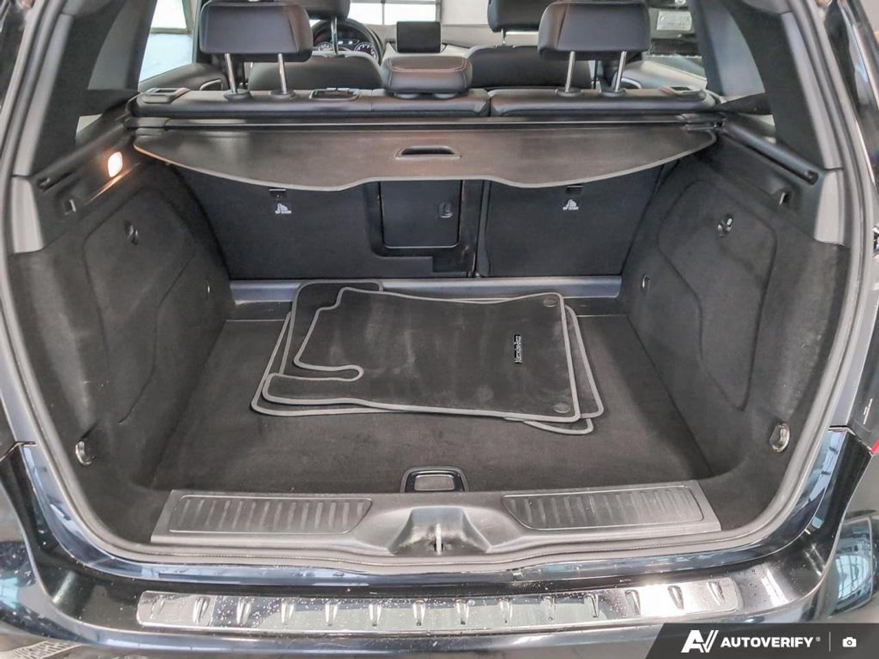 2019 Mercedes-Benz B-Class Sports Tourer B 250 4dr All-Wheel Drive 4MATIC Hatchback Photo