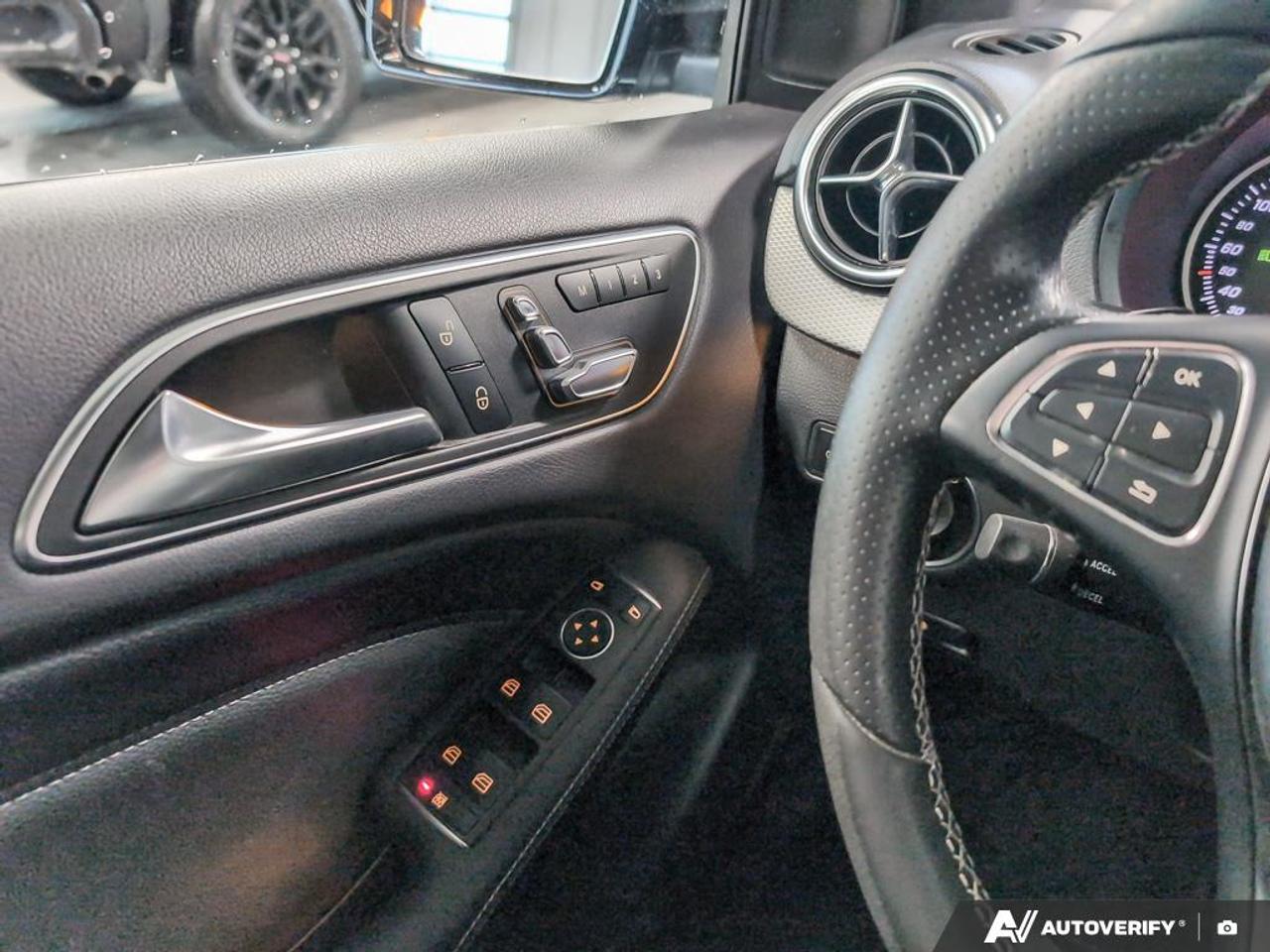 2019 Mercedes-Benz B-Class Sports Tourer B 250 4dr All-Wheel Drive 4MATIC Hatchback Photo