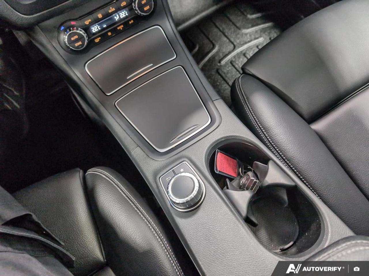 2019 Mercedes-Benz B-Class Sports Tourer B 250 4dr All-Wheel Drive 4MATIC Hatchback Photo