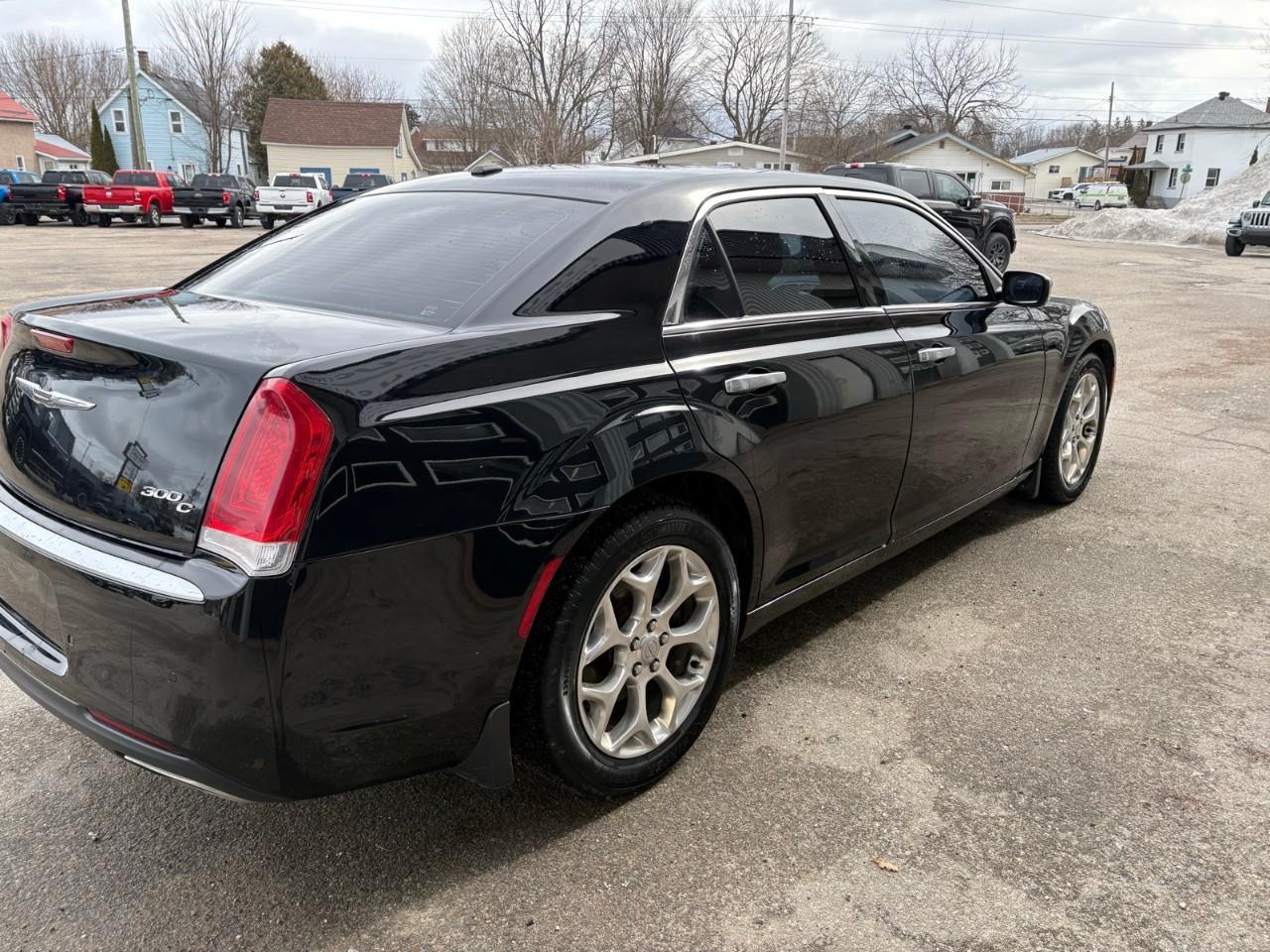 2017 Chrysler 300 C Platinum 4dr All-Wheel Drive Sedan Photo