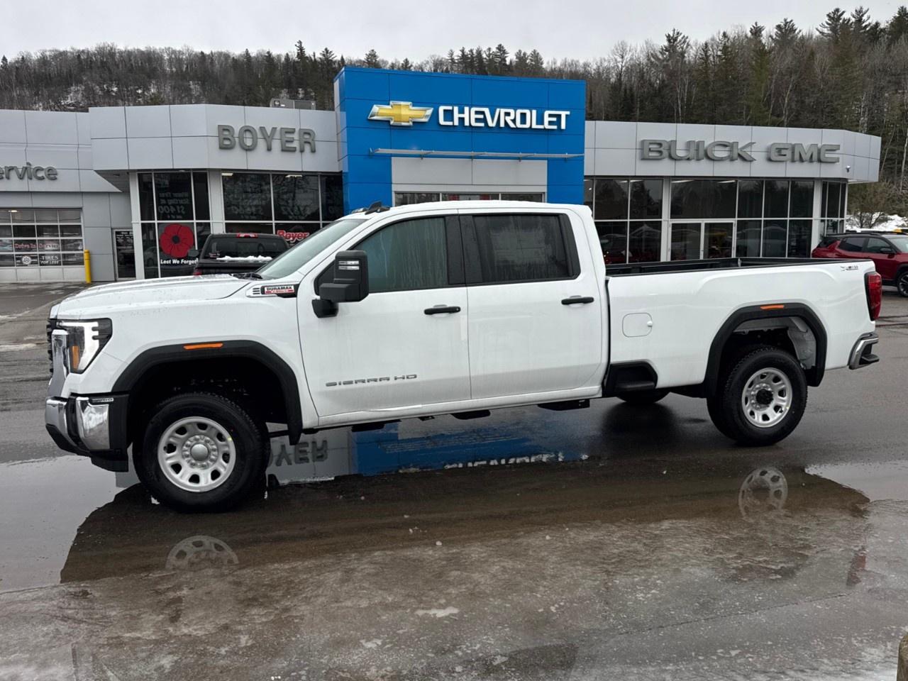 2026 GMC Sierra 3500HD 4WD Crew Cab Long Box Pro Photo