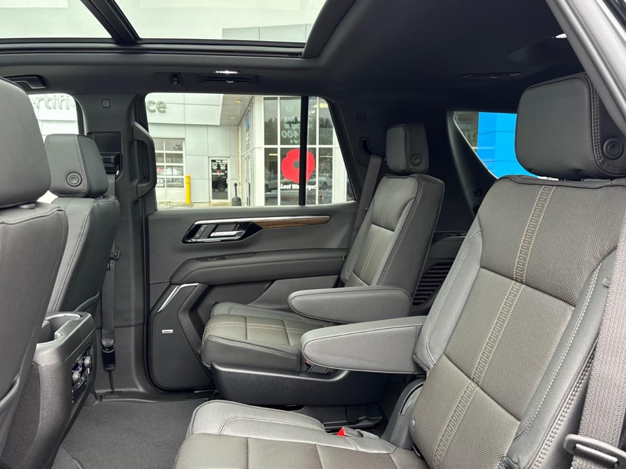 2026 Chevrolet Tahoe 4WD 4dr High Country Photo