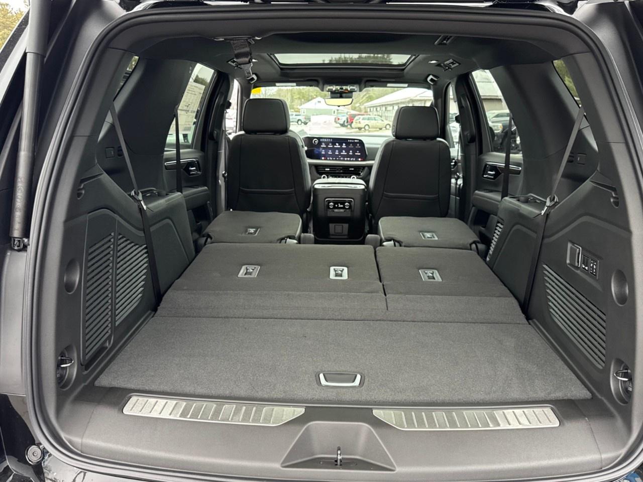 2026 Chevrolet Tahoe 4WD 4dr High Country Photo