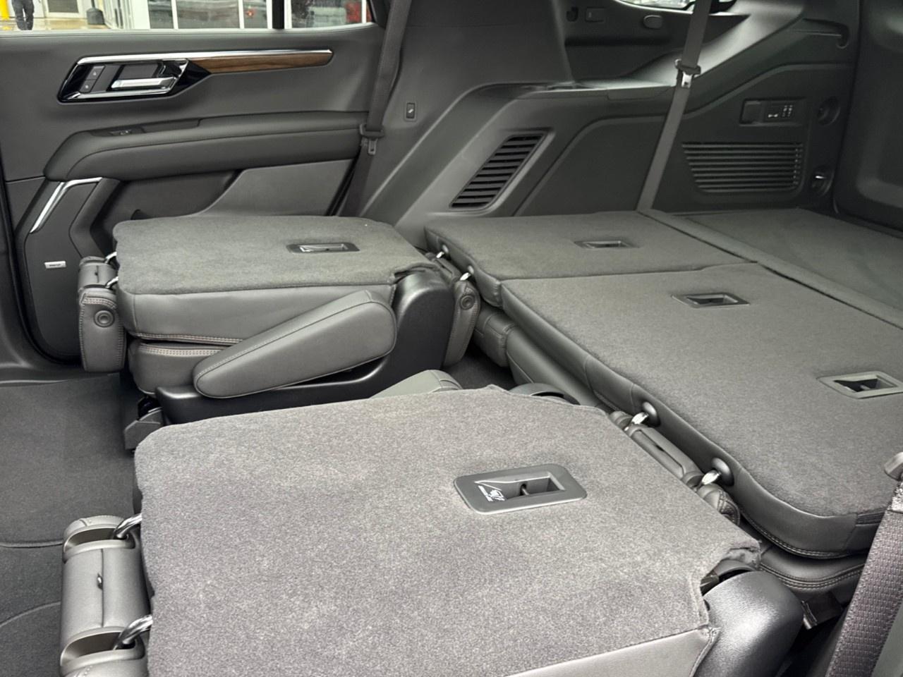 2026 Chevrolet Tahoe 4WD 4dr High Country Photo