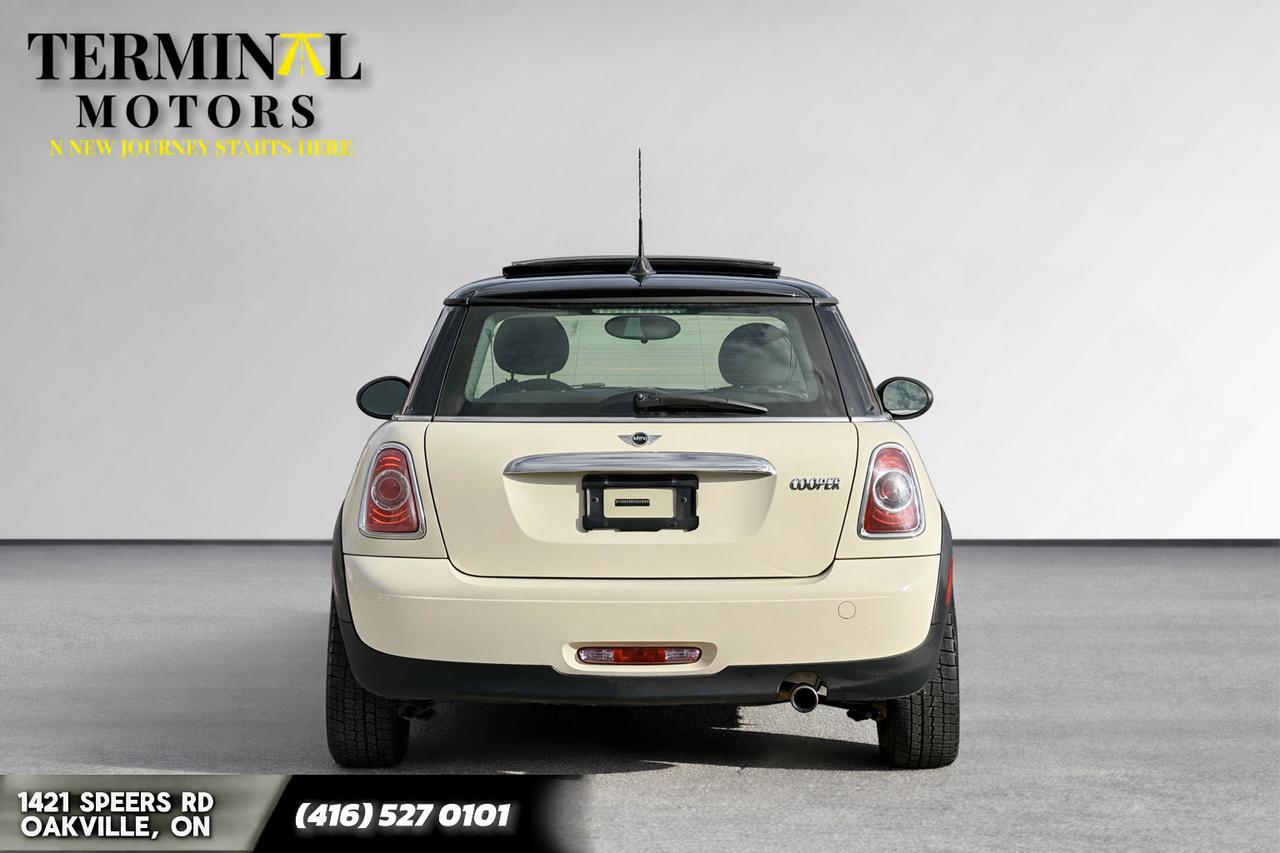 2013 MINI Cooper  Photo