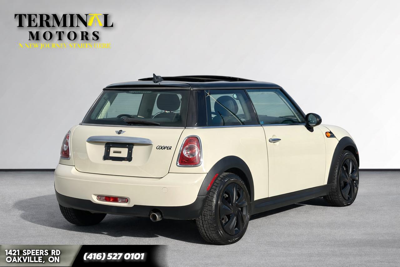 2013 MINI Cooper  Photo4