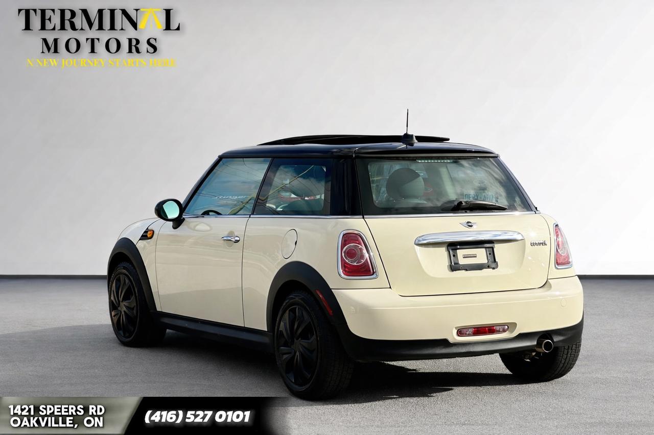 2013 MINI Cooper  Photo