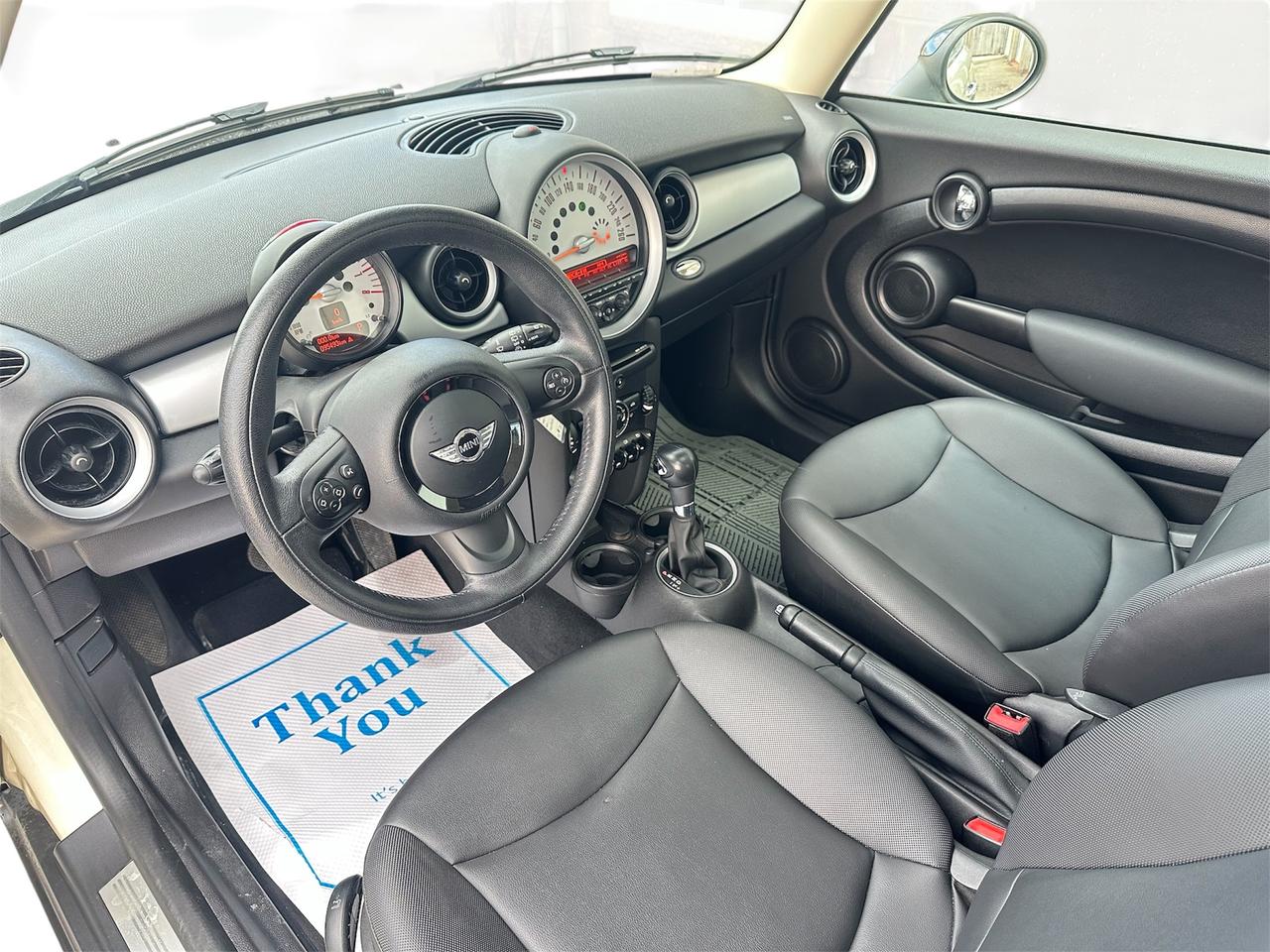 2013 MINI Cooper  Photo