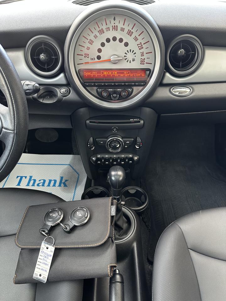 2013 MINI Cooper  Photo