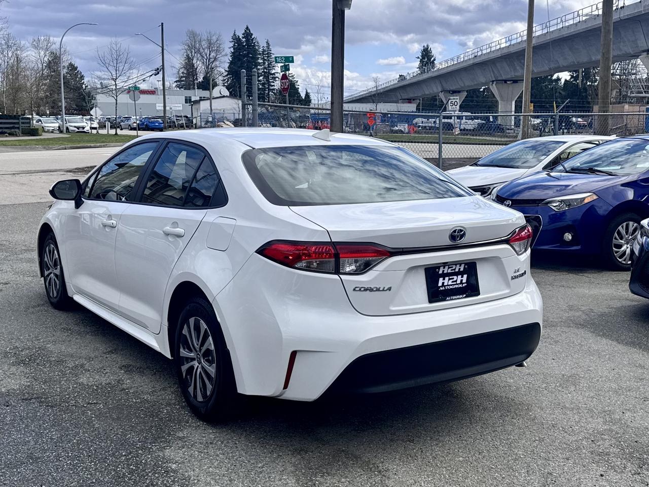 2024 Toyota Corolla HYBRID FINANCING AVAILABLE Photo7