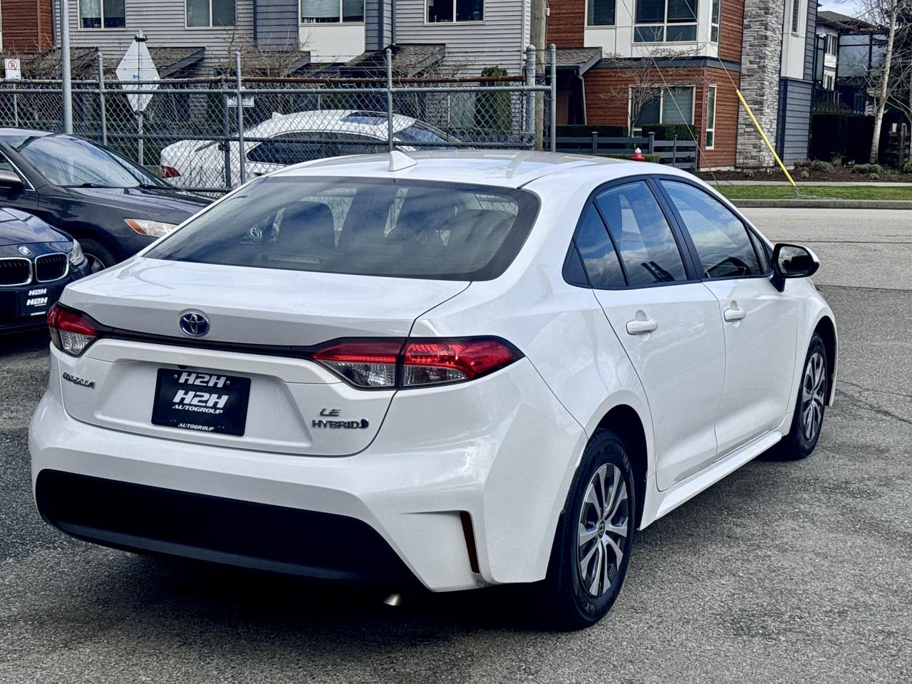 2024 Toyota Corolla HYBRID FINANCING AVAILABLE Photo5