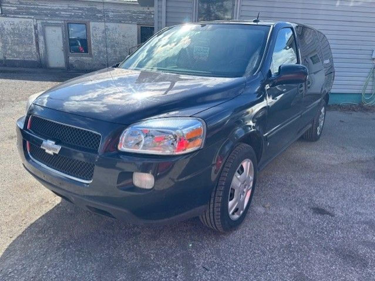 2008 Chevrolet Uplander LS Photo