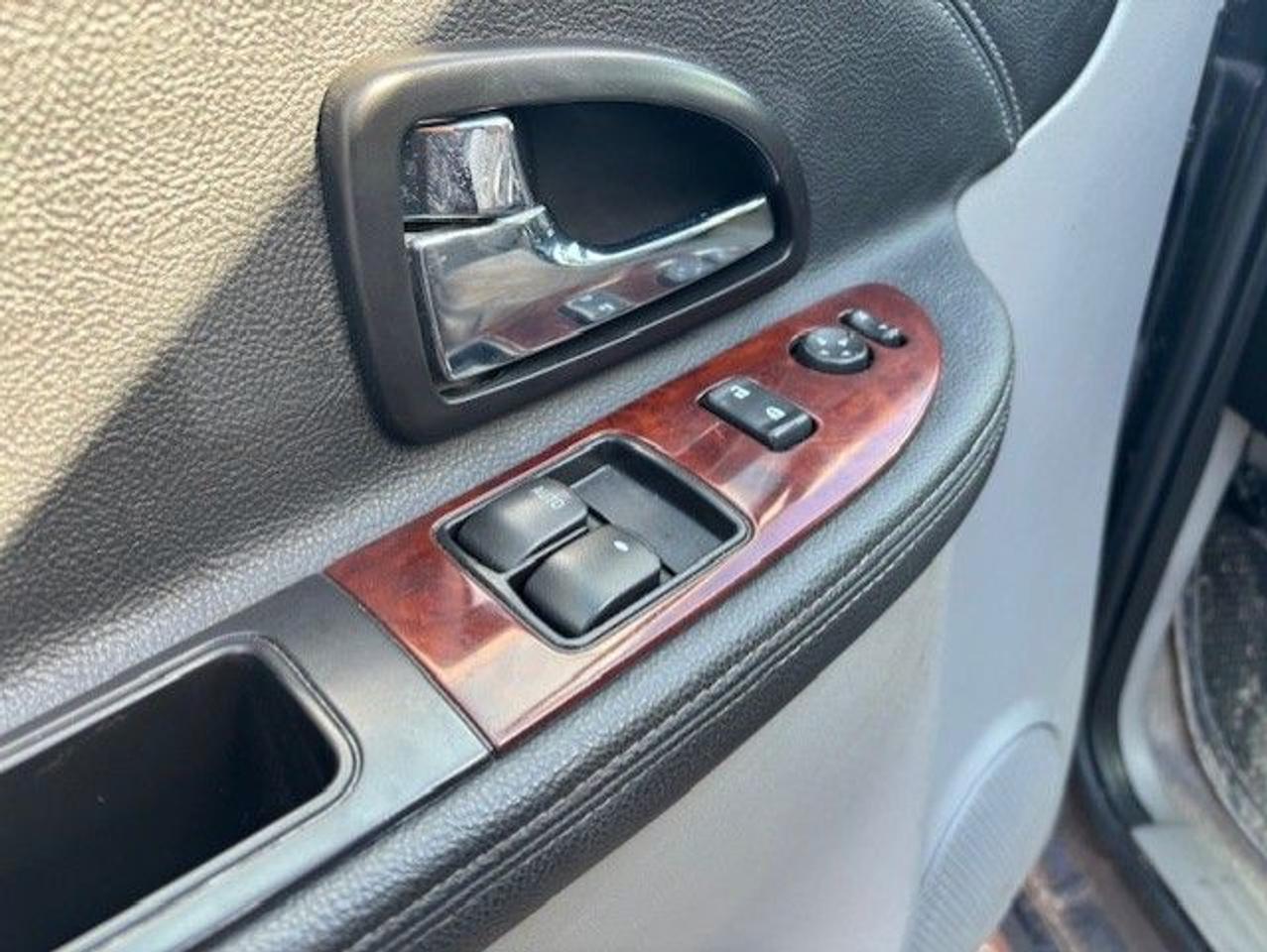 2008 Chevrolet Uplander LS Photo3