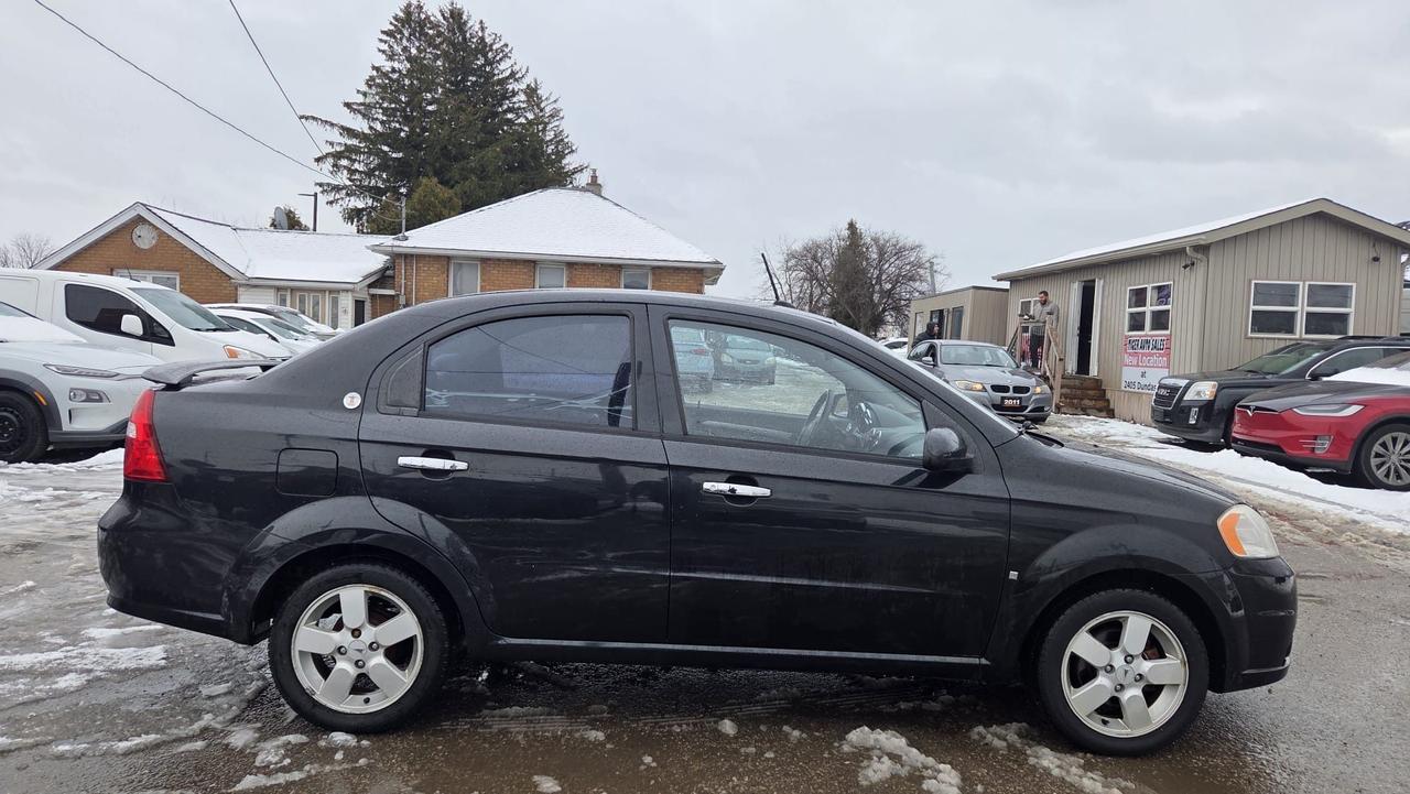 2009 Pontiac G3 WAVE SE, LOW KMS, ONLY 75KMS, AUTO, CERTIFIED Photo