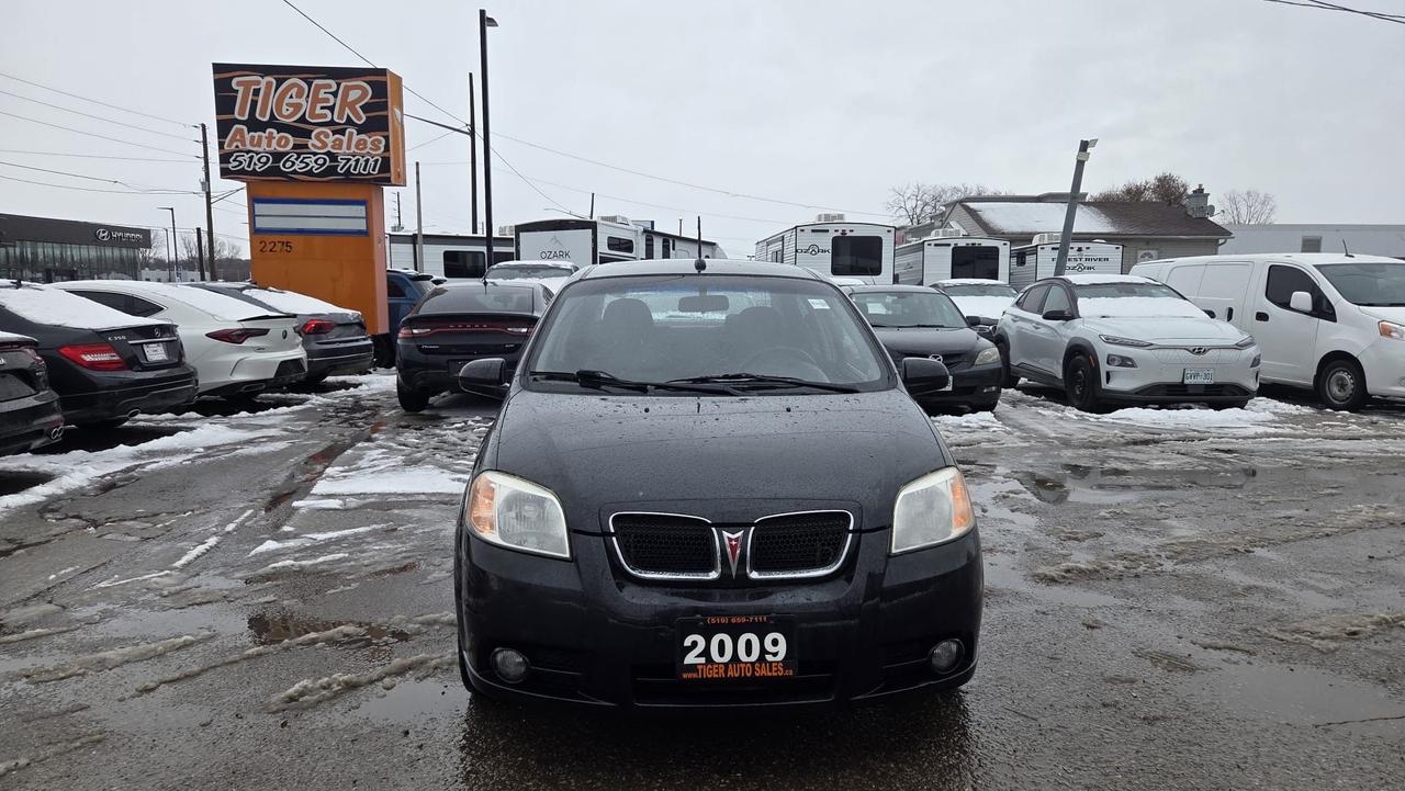 2009 Pontiac G3 WAVE SE, LOW KMS, ONLY 75KMS, AUTO, CERTIFIED Photo