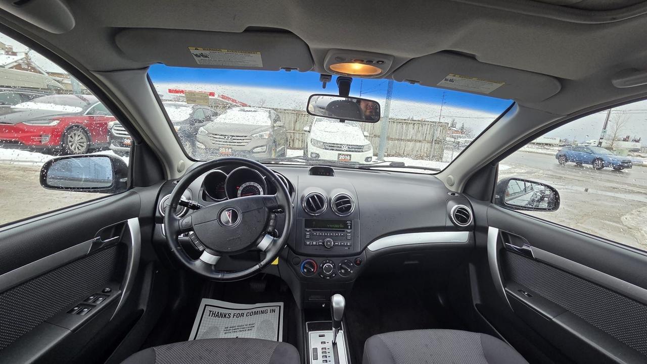 2009 Pontiac G3 WAVE SE, LOW KMS, ONLY 75KMS, AUTO, CERTIFIED Photo