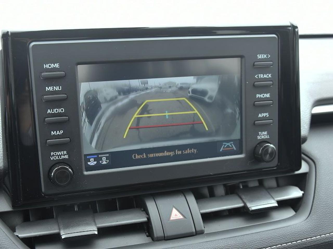 2021 Toyota RAV4 LE AWD Photo