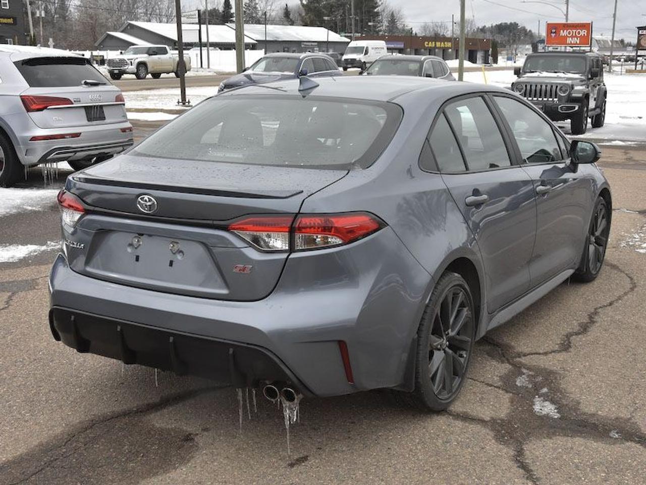 2024 Toyota Corolla SE Photo2