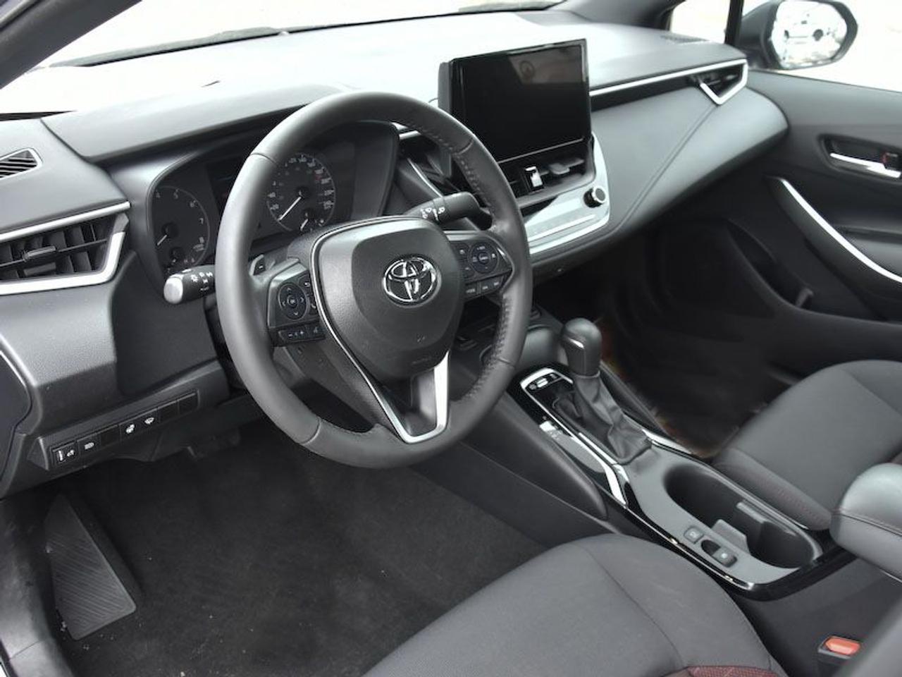 2024 Toyota Corolla SE Photo