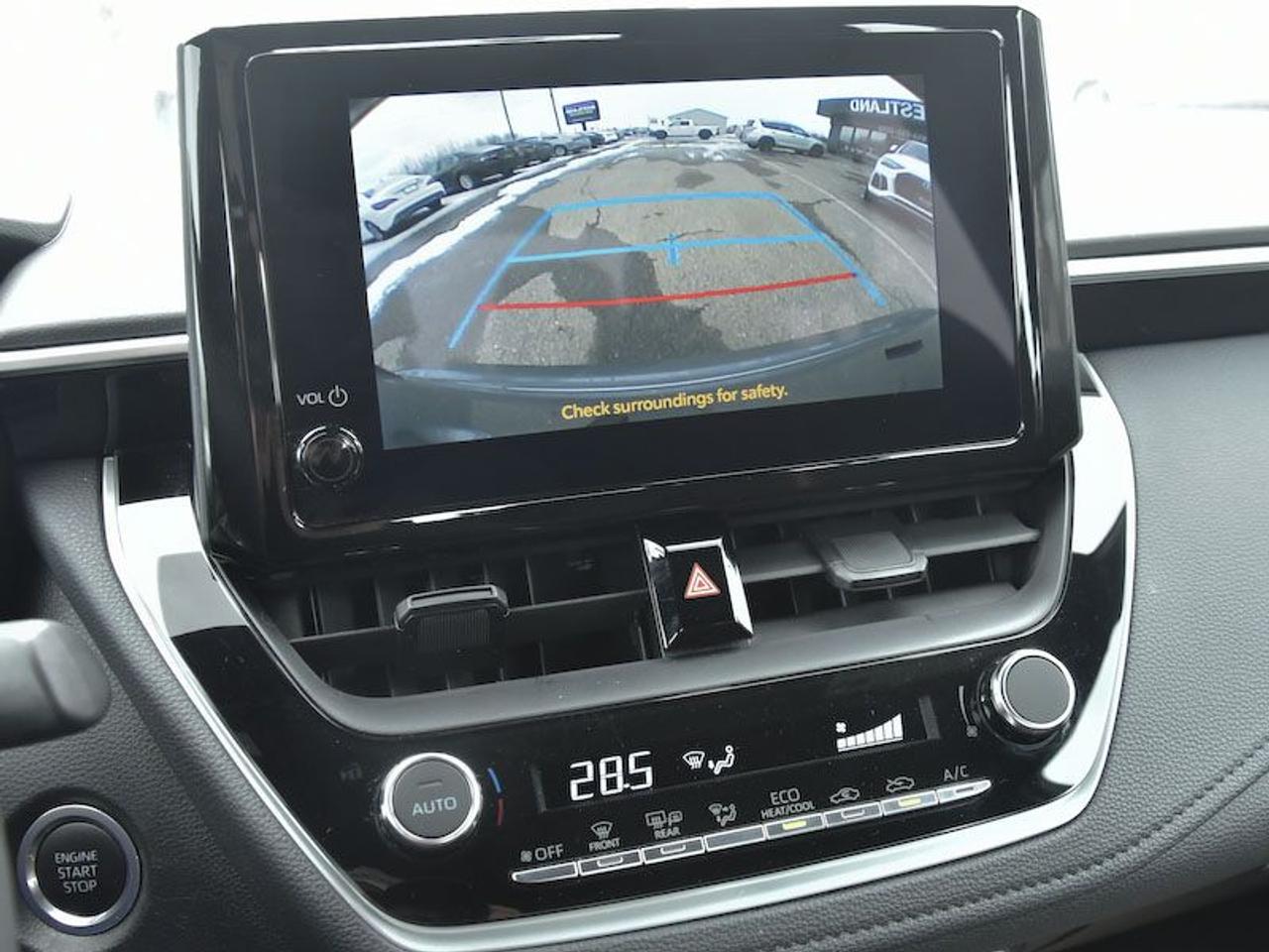 2024 Toyota Corolla SE Photo