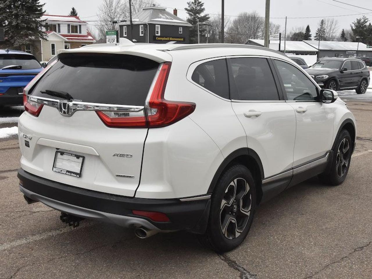 2018 Honda CR-V Touring AWD Photo