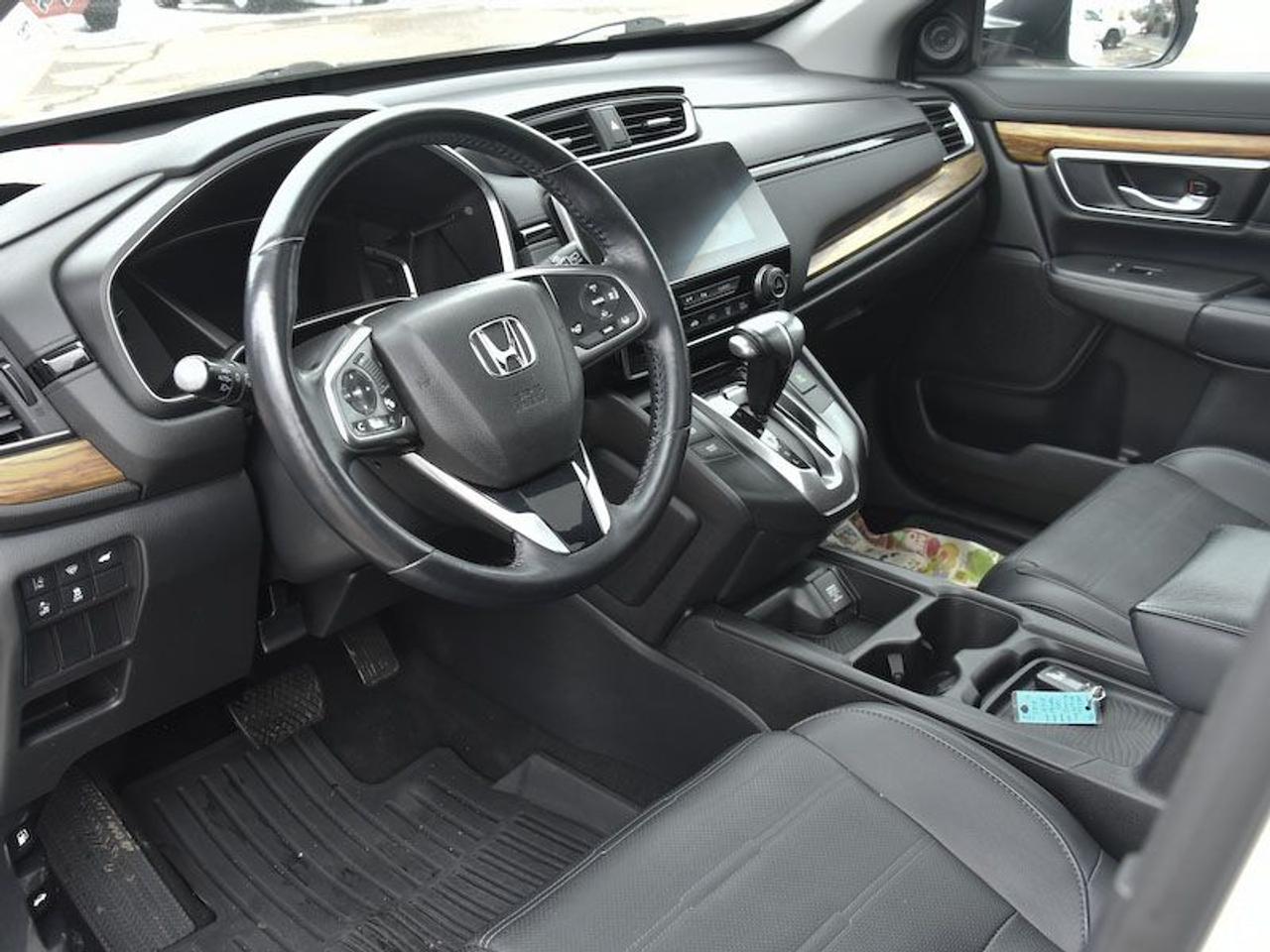 2018 Honda CR-V Touring AWD Photo4