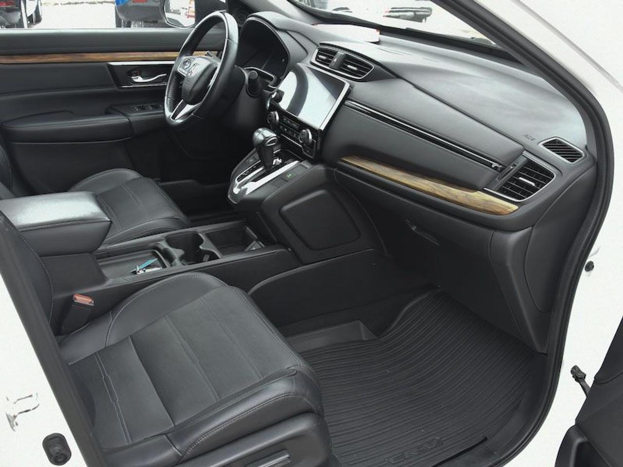 2018 Honda CR-V Touring AWD Photo