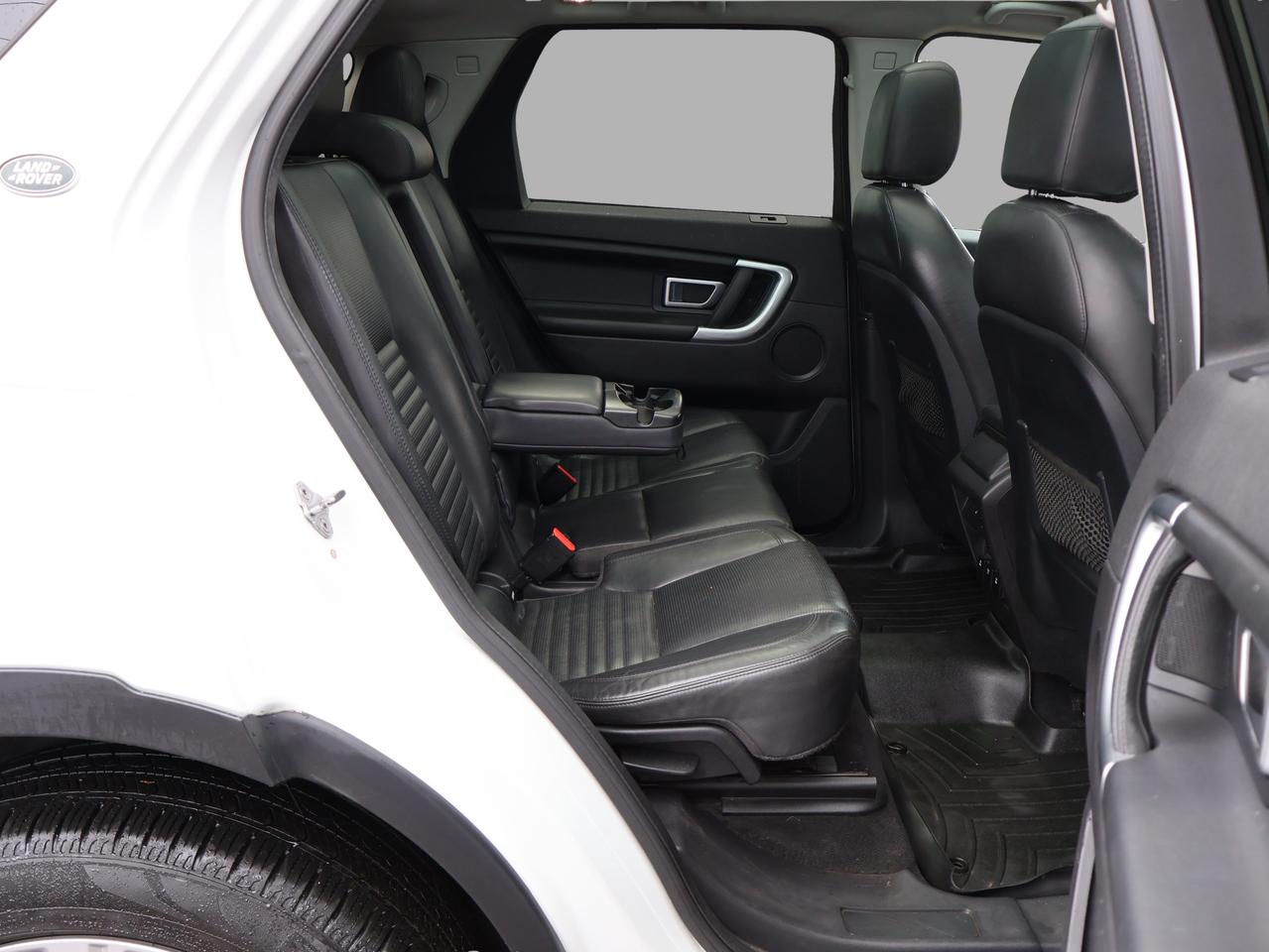 2016 Land Rover Discovery Sport HSE LUXURY AWD CERTIFIED *7 SEATS*L.R MAINTAIN* CAMERA NAV HEATED SEATS/STEERING BLUETOOTH PANO ROOF CRUISE ALLOYS Photo