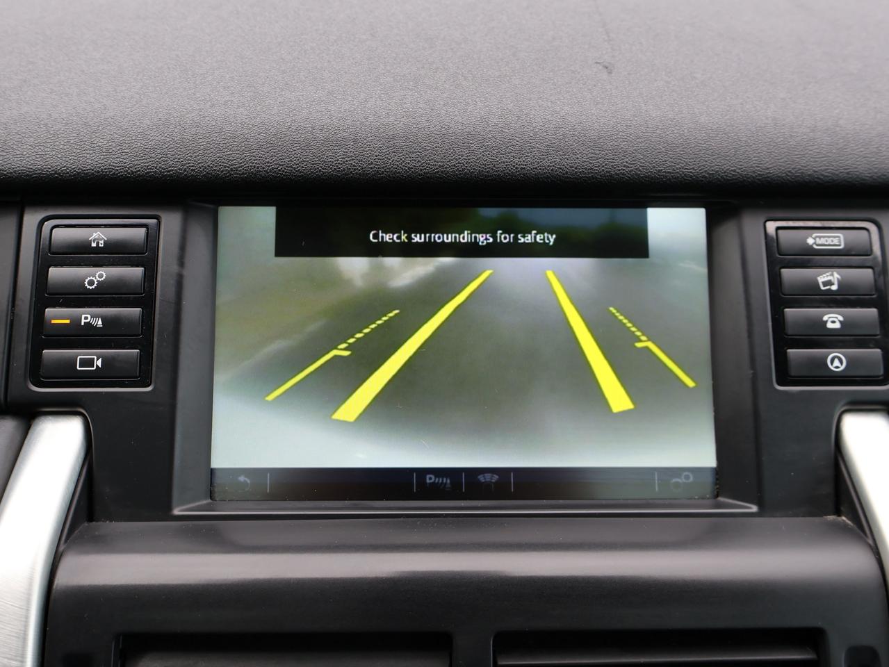 2016 Land Rover Discovery Sport HSE LUXURY AWD CERTIFIED *7 SEATS*L.R MAINTAIN* CAMERA NAV HEATED SEATS/STEERING BLUETOOTH PANO ROOF CRUISE ALLOYS Photo