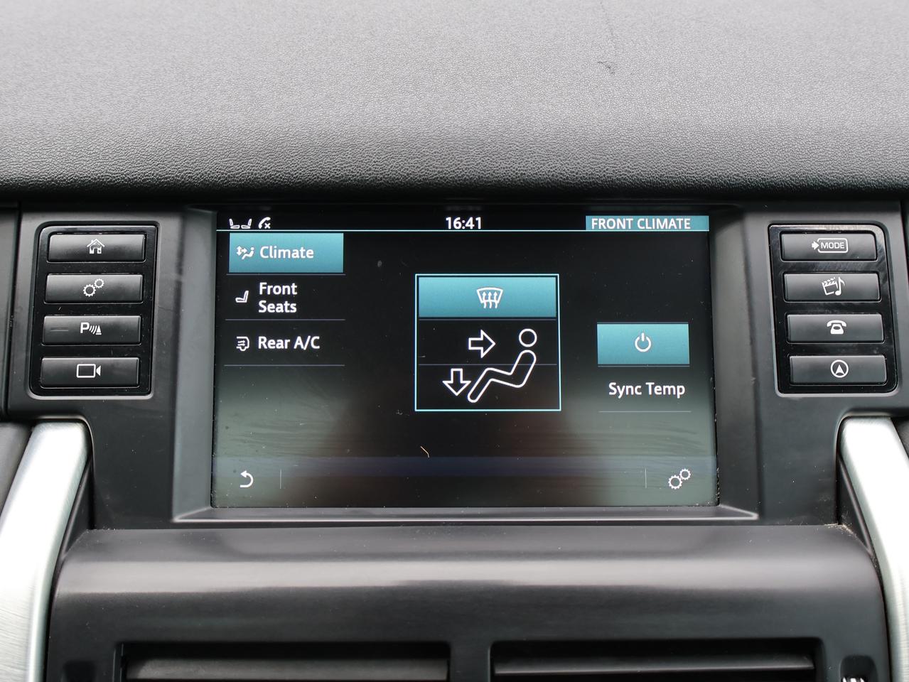 2016 Land Rover Discovery Sport HSE LUXURY AWD CERTIFIED *7 SEATS*L.R MAINTAIN* CAMERA NAV HEATED SEATS/STEERING BLUETOOTH PANO ROOF CRUISE ALLOYS Photo