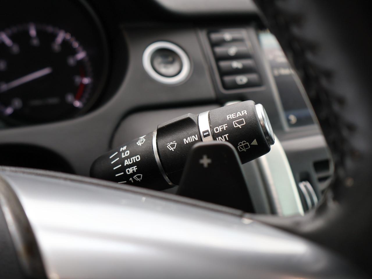 2016 Land Rover Discovery Sport HSE LUXURY AWD CERTIFIED *7 SEATS*L.R MAINTAIN* CAMERA NAV HEATED SEATS/STEERING BLUETOOTH PANO ROOF CRUISE ALLOYS Photo