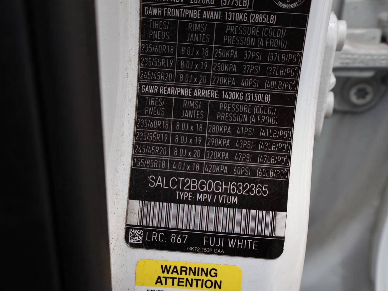 2016 Land Rover Discovery Sport HSE LUXURY AWD CERTIFIED *7 SEATS*L.R MAINTAIN* CAMERA NAV HEATED SEATS/STEERING BLUETOOTH PANO ROOF CRUISE ALLOYS Photo