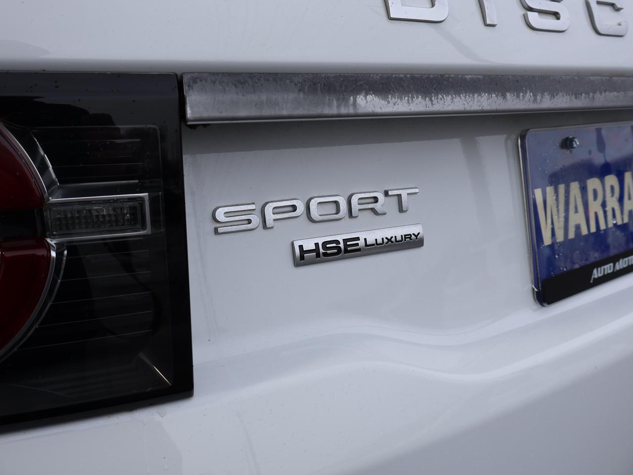 2016 Land Rover Discovery Sport HSE LUXURY AWD CERTIFIED *7 SEATS*L.R MAINTAIN* CAMERA NAV HEATED SEATS/STEERING BLUETOOTH PANO ROOF CRUISE ALLOYS Photo