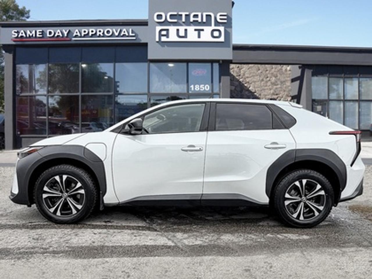 2023 Toyota bZ4X LE FWD Photo