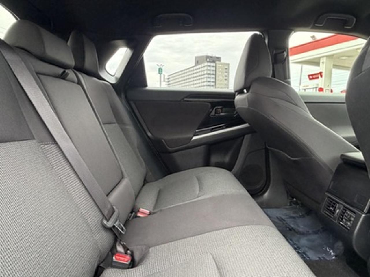 2023 Toyota bZ4X LE FWD Photo