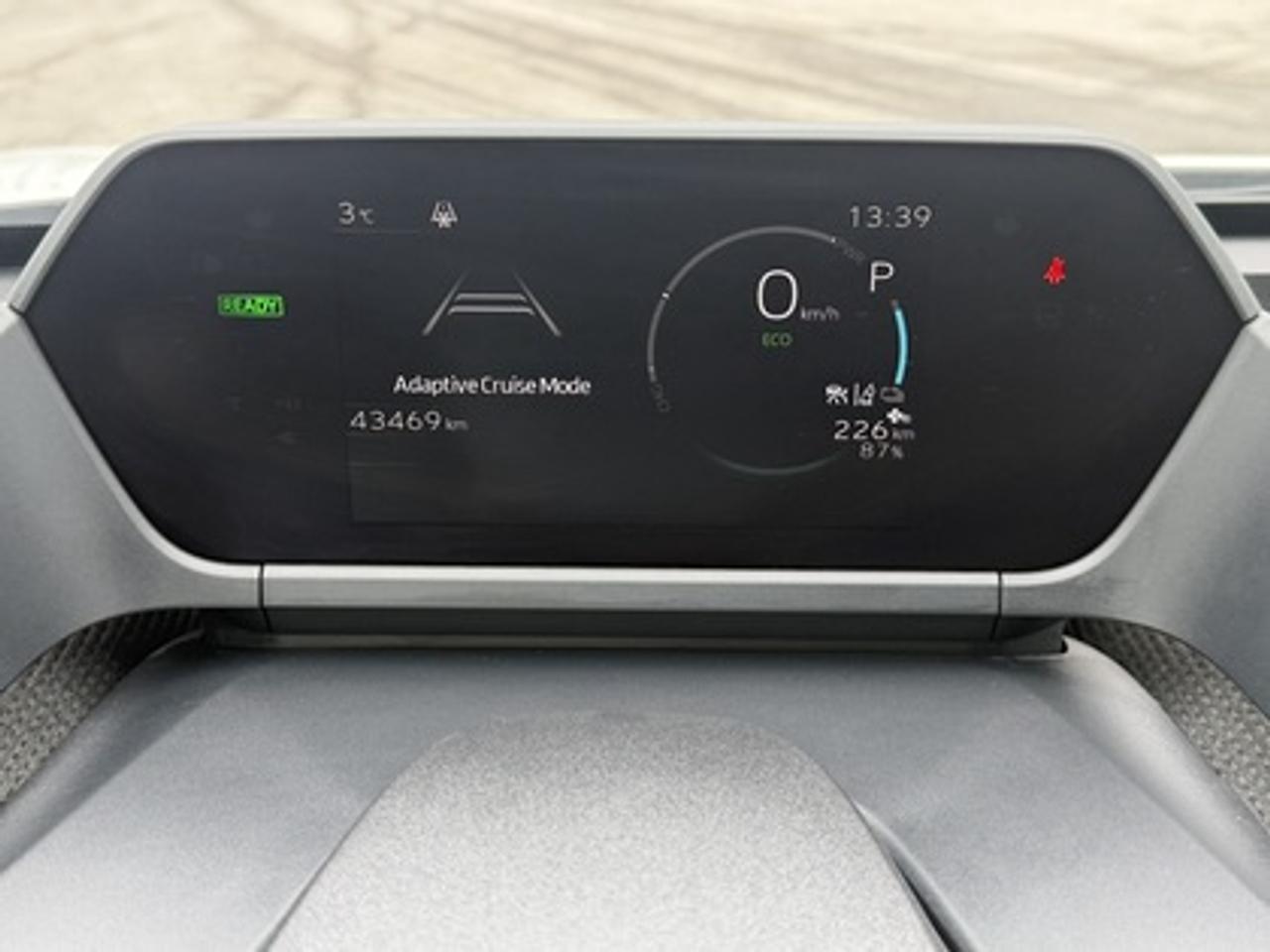 2023 Toyota bZ4X LE FWD Photo