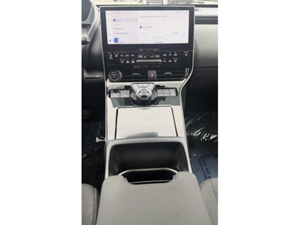 2023 Toyota bZ4X LE FWD Photo