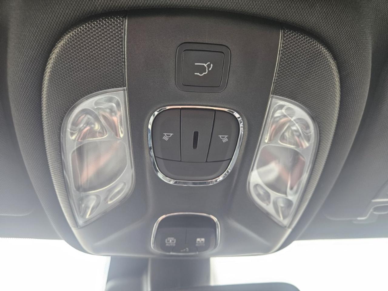 13747166