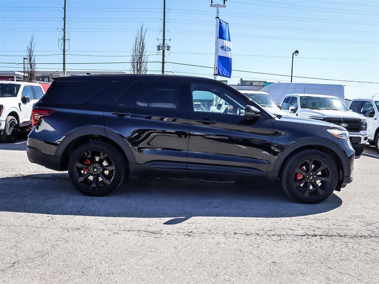 2022 Ford Explorer ST 4WD Photo