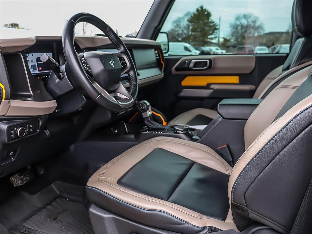 2021 Ford Bronco WILDTRAK 2 DOOR ADVANCED 4X4 Photo