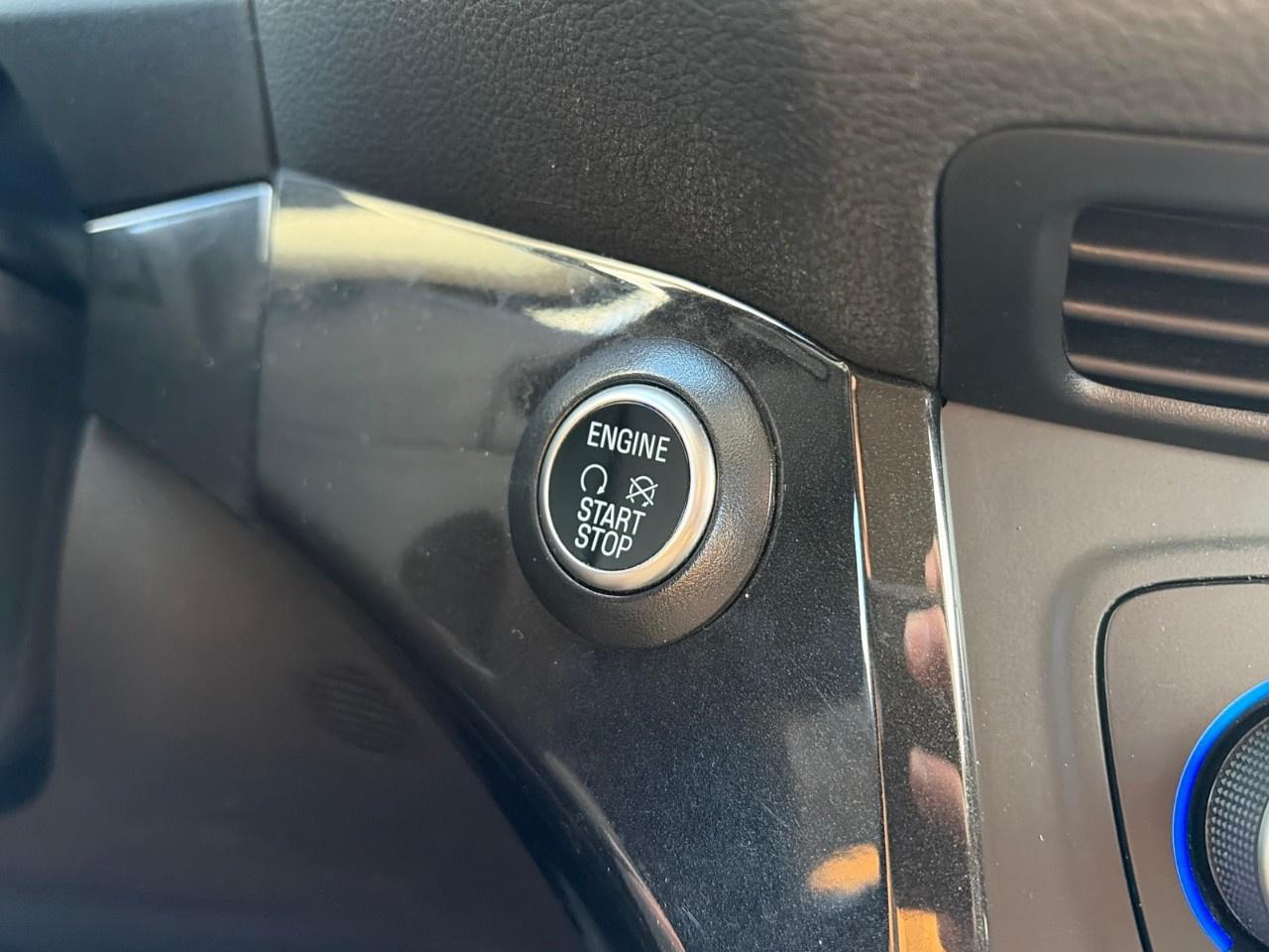 2018 Ford Escape Titanium 4WD Photo