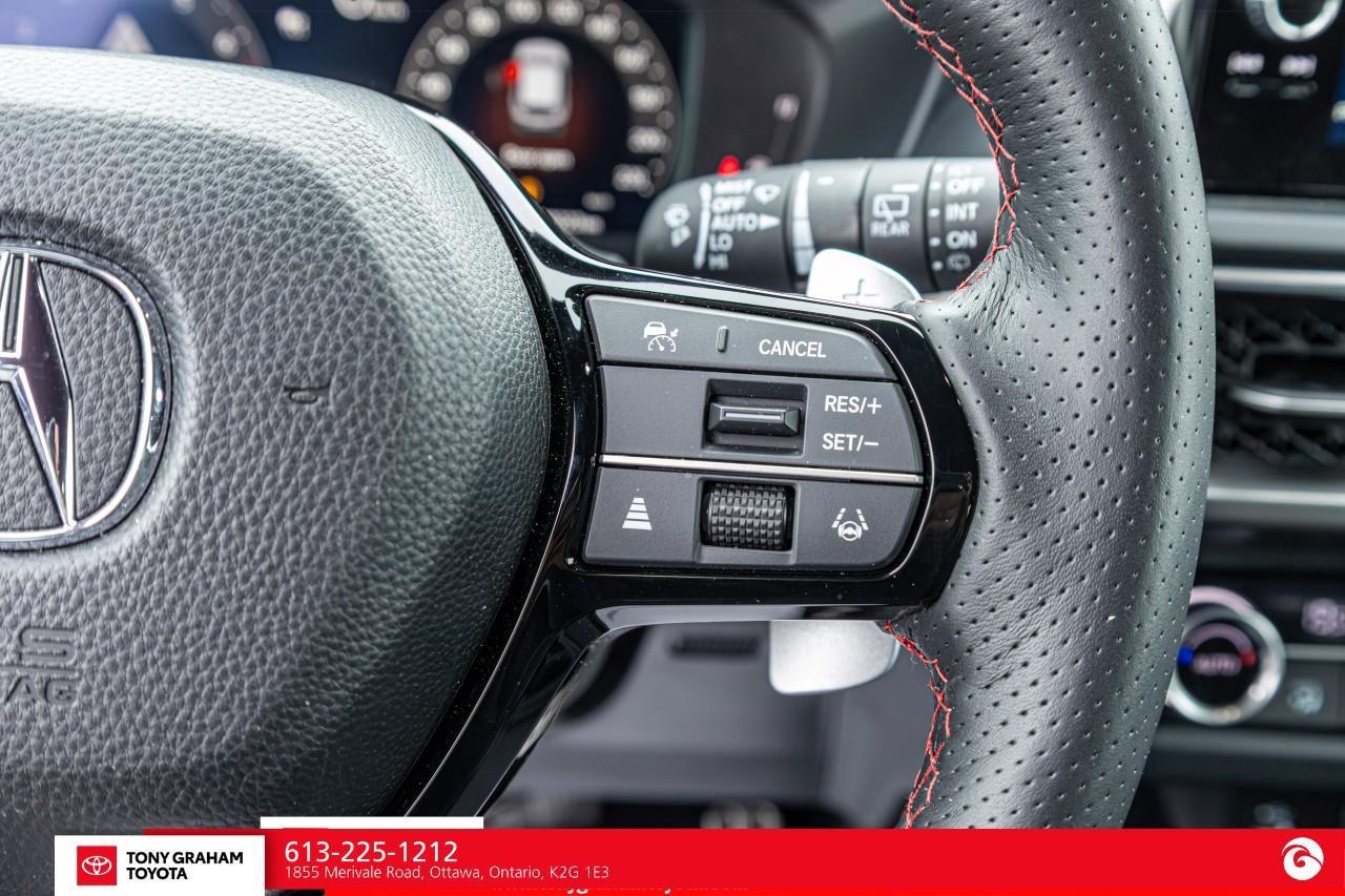2025 Acura ADX Platinum Elite A-Spec Photo