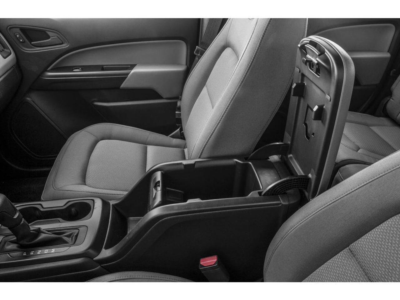 2017 Chevrolet Colorado WT 3.6L V6 | 18 INCH WHEELS | DEALER INSTALLED STEP B Photo