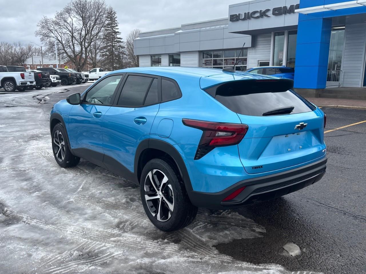 2026 Chevrolet Trax 1RS New 2026 5 Passenger FWD SUV With Heated Front Seats, Heated Steering Wheel, 18 Aluminum Wheels, 8 Colour Touchscreen Radio with Wireless Apple CarPlay and Android Auto Photo