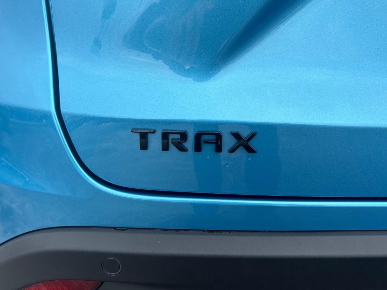 2026 Chevrolet Trax 1RS New 2026 5 Passenger FWD SUV With Heated Front Seats, Heated Steering Wheel, 18 Aluminum Wheels, 8 Colour Touchscreen Radio with Wireless Apple CarPlay and Android Auto Photo