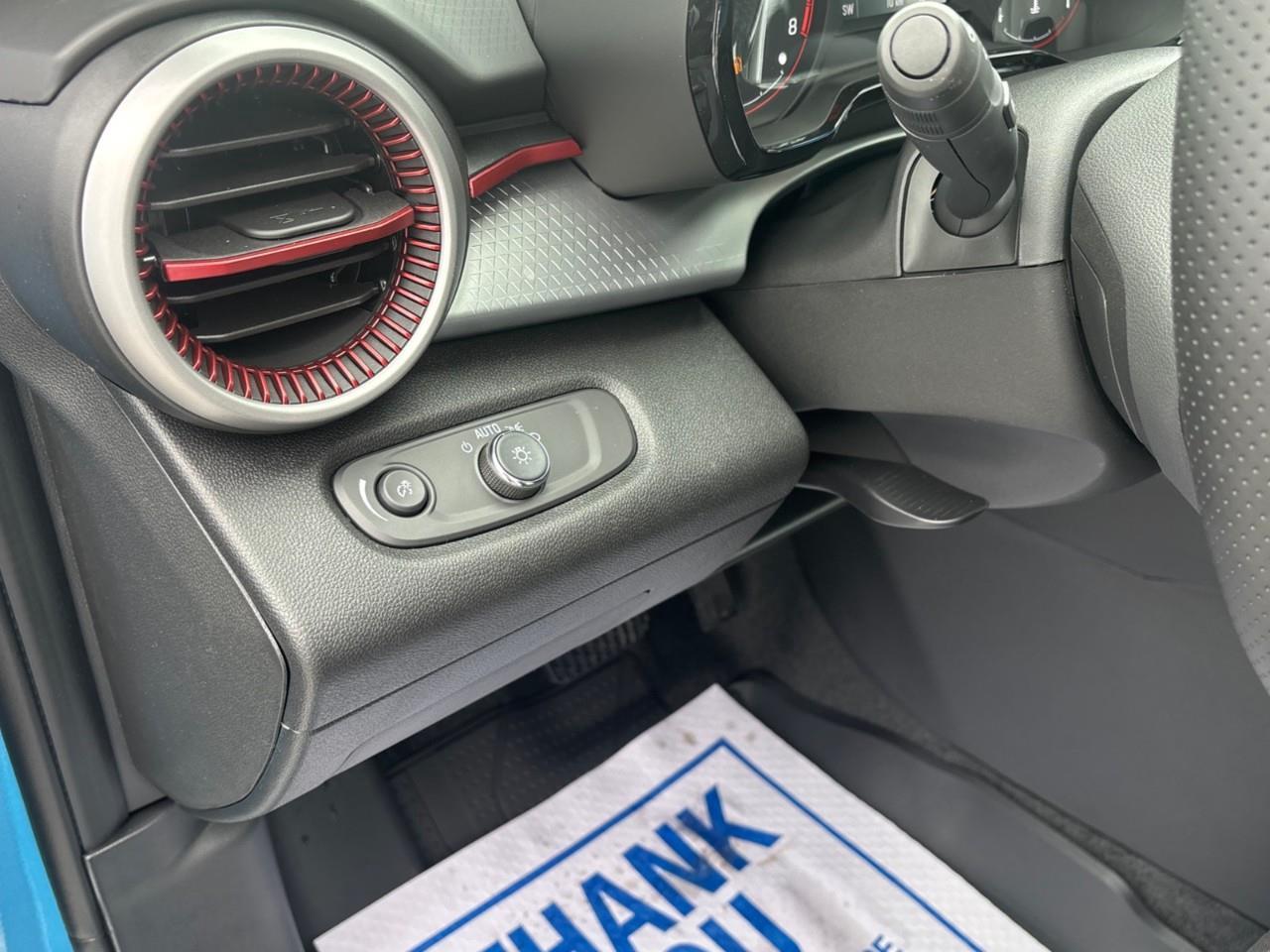 2026 Chevrolet Trax 1RS New 2026 5 Passenger FWD SUV With Heated Front Seats, Heated Steering Wheel, 18 Aluminum Wheels, 8 Colour Touchscreen Radio with Wireless Apple CarPlay and Android Auto Photo