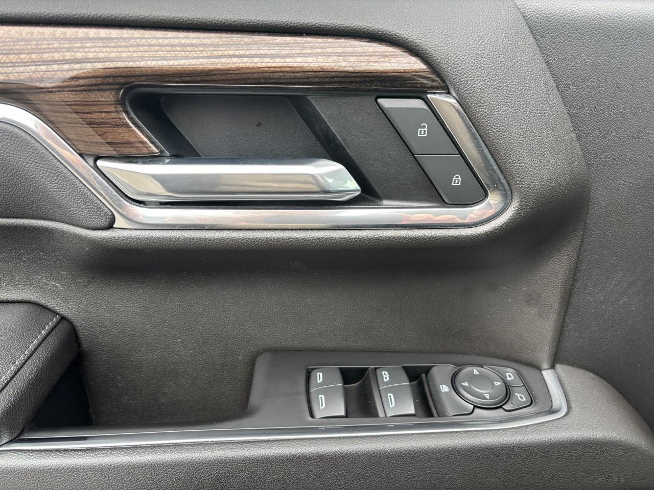 2022 Chevrolet Silverado 1500 LT Trail Boss Used 2022 Gas Powered 6.2L V8 Crew Cab 4X4 Truck with Factory 2 Lift Kit, Spray-In Bedliner, Leather Heated Front Seats, Heated Steering Wheel, Power Sunroof, and a 13.4 Diagonal Touchscreen Radio wit Photo