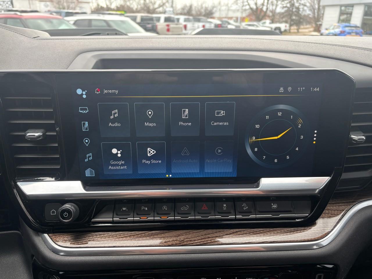 2022 Chevrolet Silverado 1500 LT Trail Boss Used 2022 Gas Powered 6.2L V8 Crew Cab 4X4 Truck with Factory 2 Lift Kit, Spray-In Bedliner, Leather Heated Front Seats, Heated Steering Wheel, Power Sunroof, and a 13.4 Diagonal Touchscreen Radio wit Photo